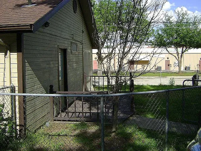2 bed, 950 sqft, $1,650 — Photo 3