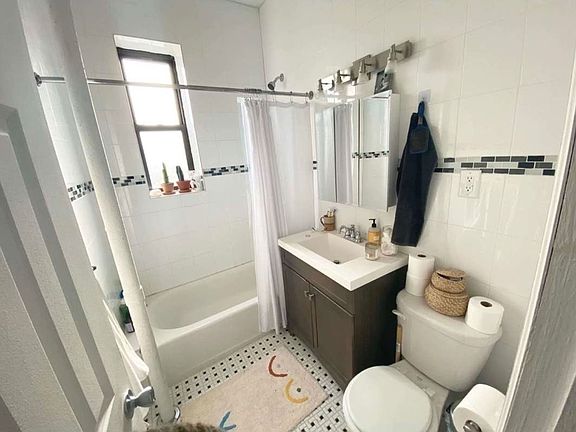 4th image of 239 Ocean Ave #1C