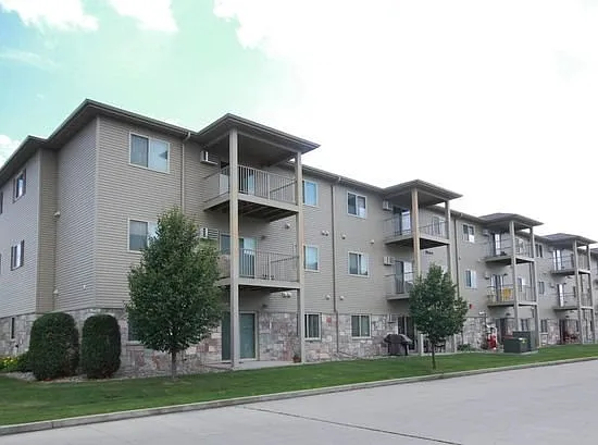 Huntington Pointe I — Photo 10