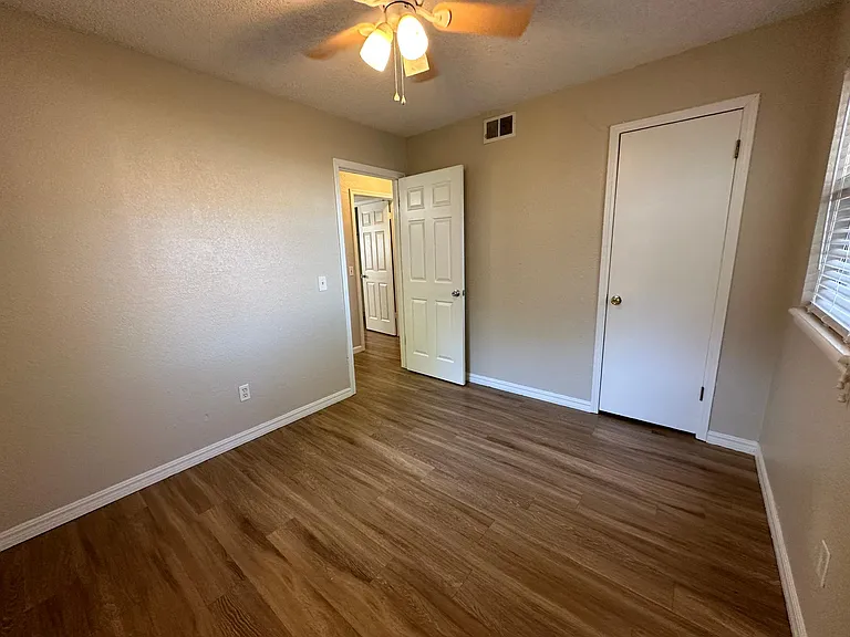 1008 N Nail Pkwy — Photo 24
