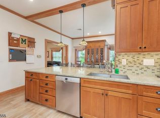 52 Changebridge Rd, Montville, NJ 07045