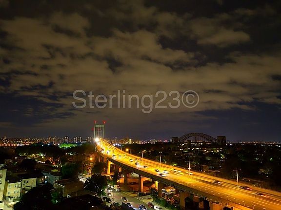 3rd image of 25-15 Crescent St #7R