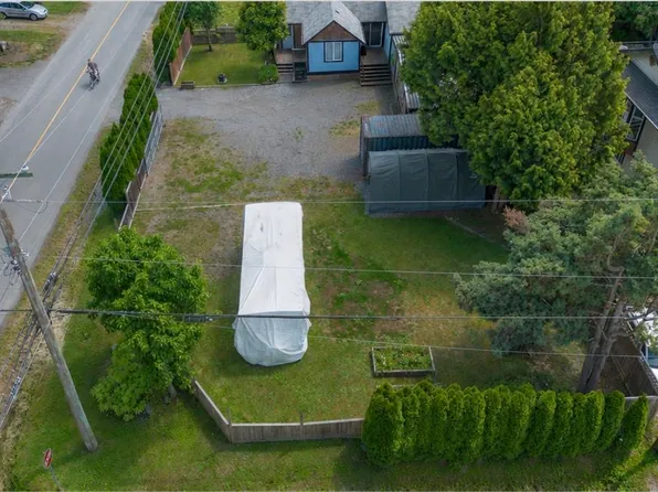 11155 Princess St, Maple Ridge, BC V2X 1M8