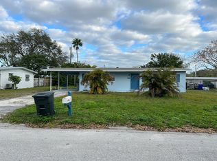 714 5th Pl SW, Vero Beach, FL 32962