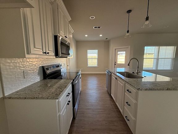 5th image of 7032 Glen Abbey Ct