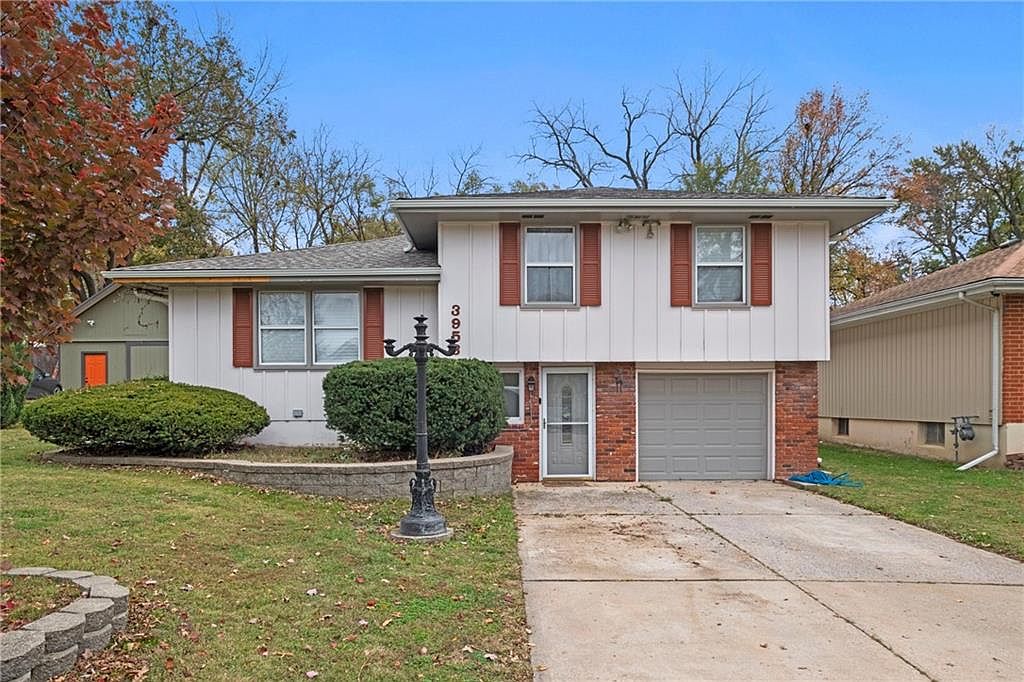 3953 N Spruce Ave, Kansas City, MO 64117 | Zillow