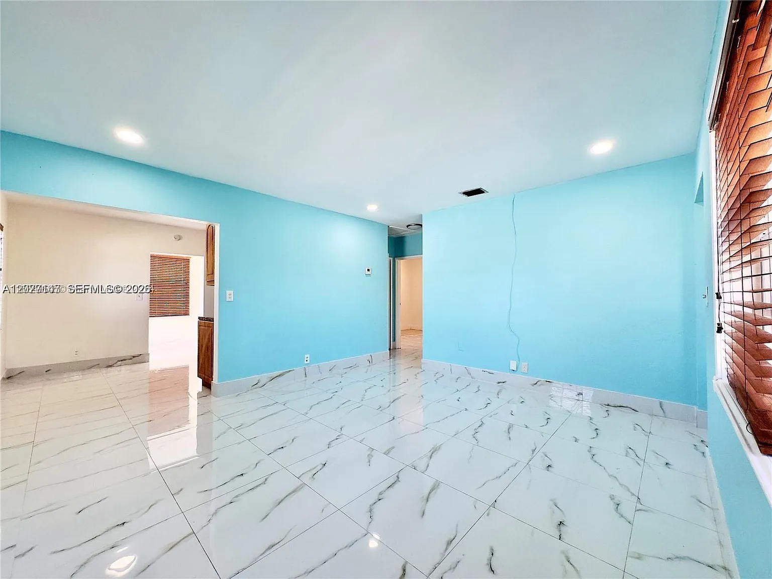 South Hollywood Amd Plat — Photo 2