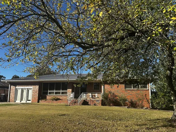 1203 Morningside Dr SW, Cullman, AL 35055