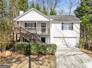 6020 Lakeside Ct, Gainesville, GA 30506