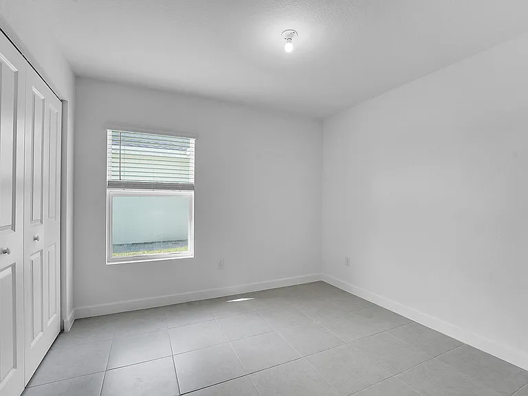6394 NW Windwood Way — Photo 16