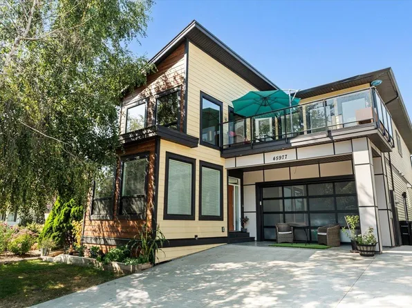 45977 Lake Dr, Chilliwack, BC V2R 3T3