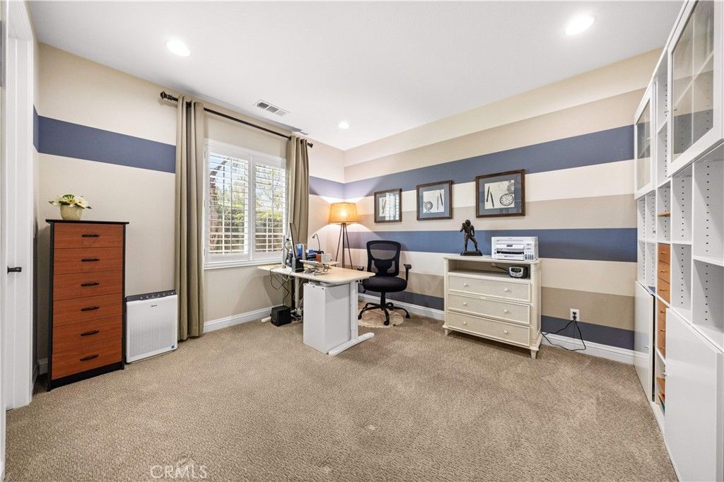 4320 Napier Ln, Riverside, CA - View 3