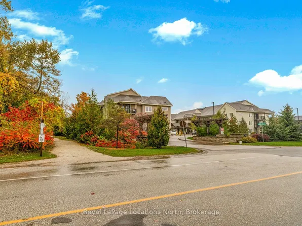 1 Brandy Lane Dr #300, Collingwood, ON L9Y 0X4
