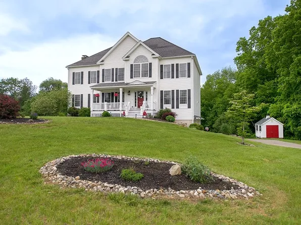 6 Zoe Lane, Newton, NH 03858