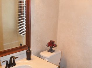 2315 Chancery Rd, Toledo, OH 43617