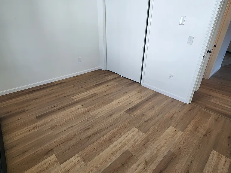5 Irene St #8 — Photo 7