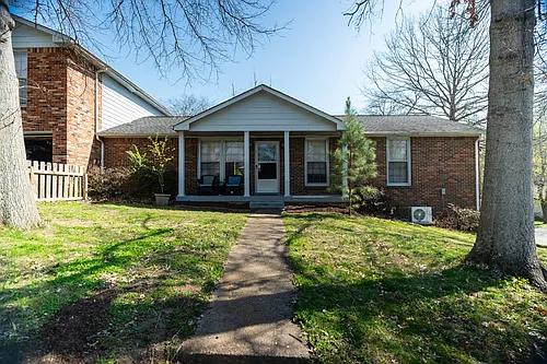 150 Delvin Dr #A Photo 1