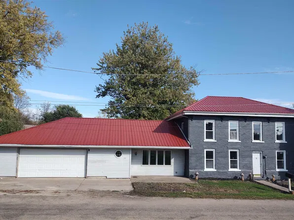 110 N Water St, Warren, IL 61087