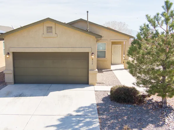 800 Ekarma Dr NW, Albuquerque, NM 87120
