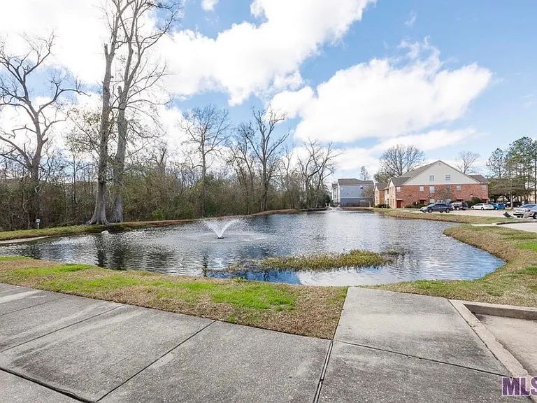 900 Dean Lee Dr #1602 — Photo 8