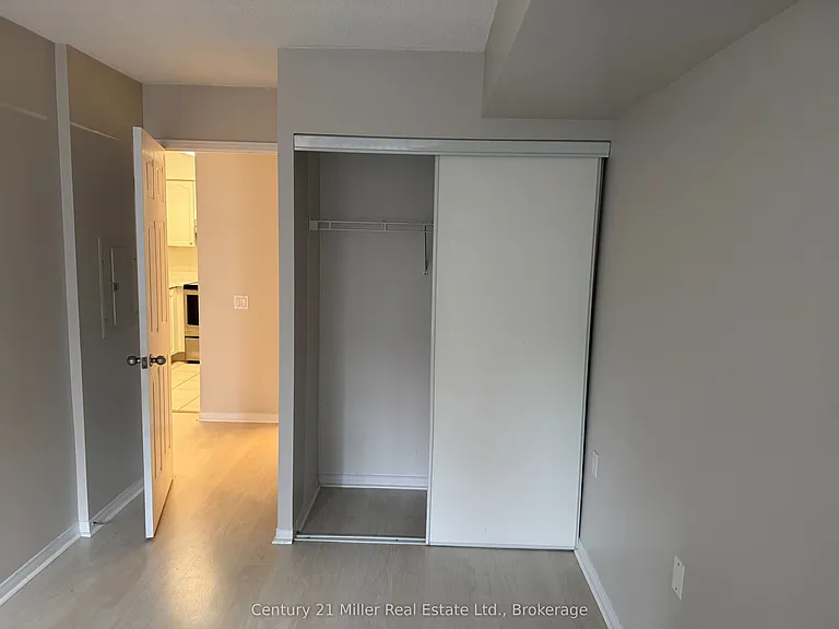 35 Finch Ave E #501 — Photo 17