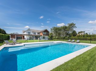 18 Uncle Leos Ln, Water Mill, NY 11976