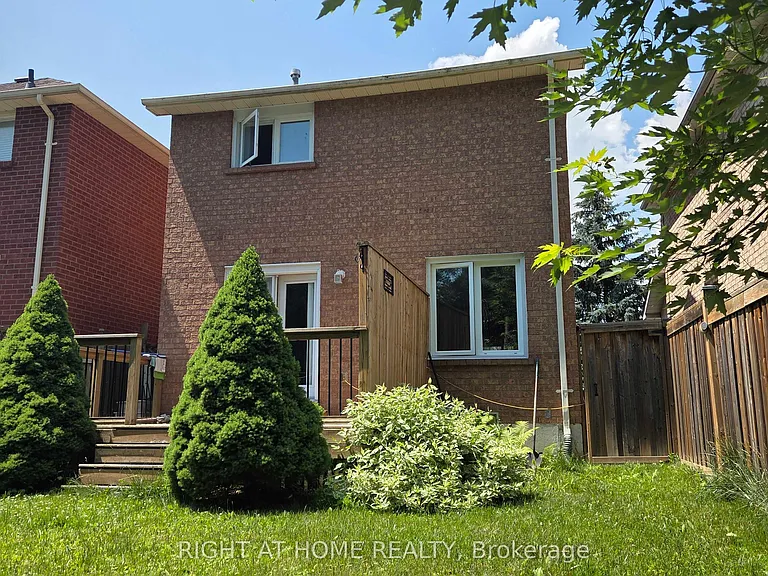 129 Heydon Ave — Photo 29