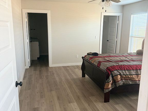 5th image of 5920 Woodpecker Way