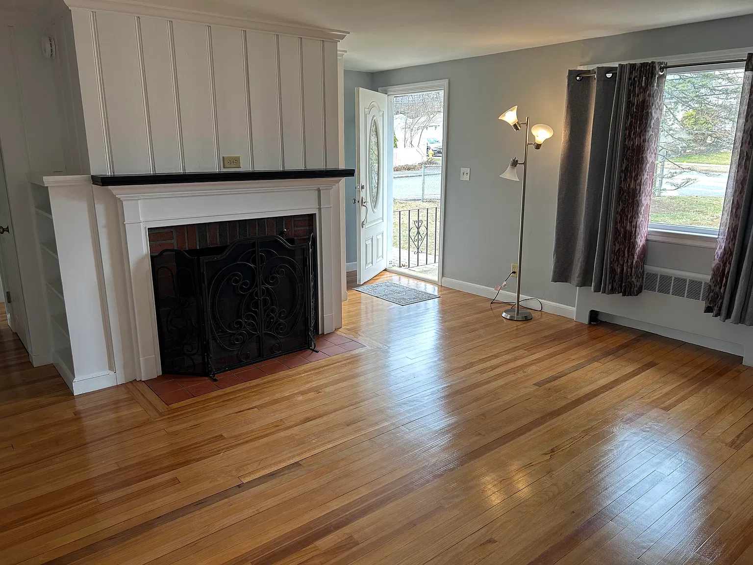 3 bed, 988 sqft, $2,500 — Photo 4