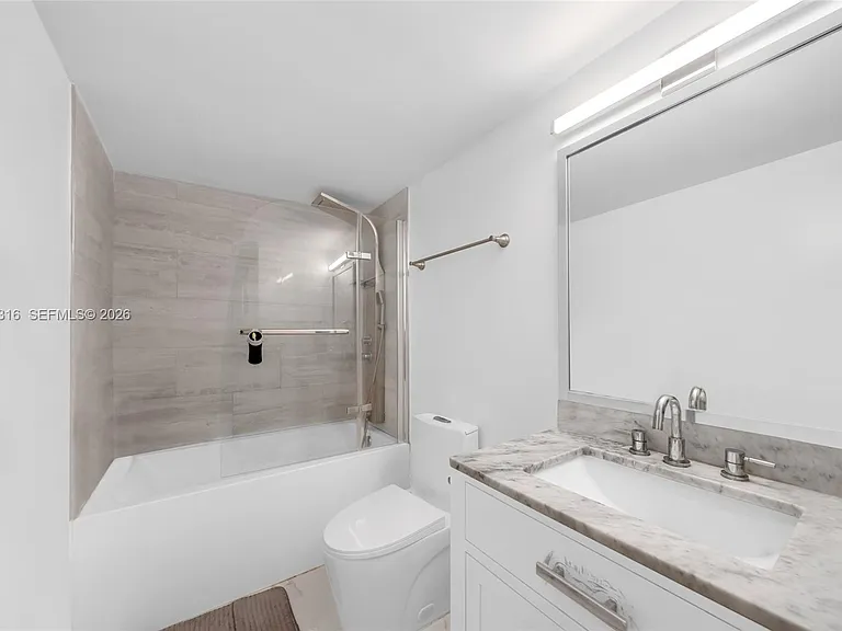 2500 Parkview Dr #2119 — Photo 18