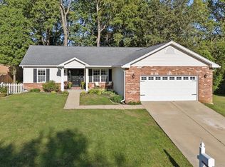 941 Blue Heron Ct, Belleville, IL 62223