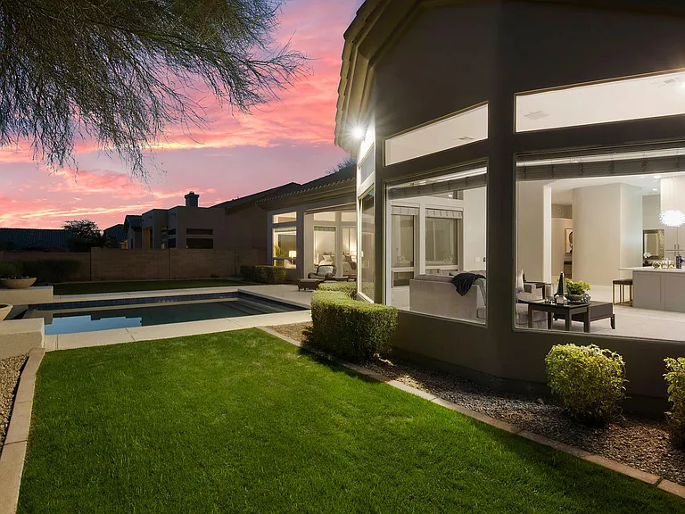 10923 E Bahia Dr — Photo 42