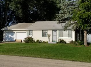 1494 N Bolton Rd, Freeport, IL 61032