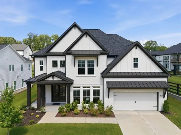 858 Keystone Dr, Woodstock, GA 30188