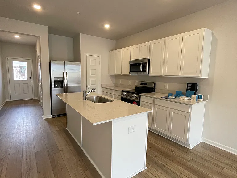 447 Alcott Way — Photo 4
