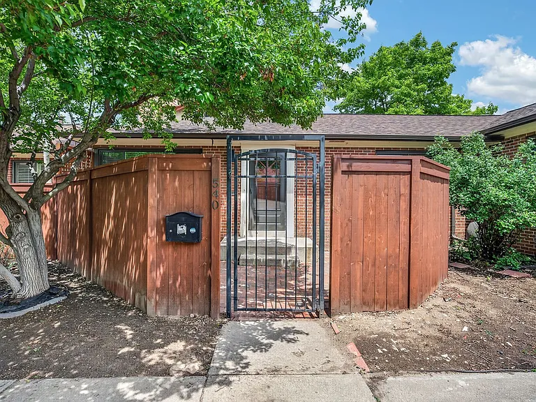 540 Detroit St — Photo 7