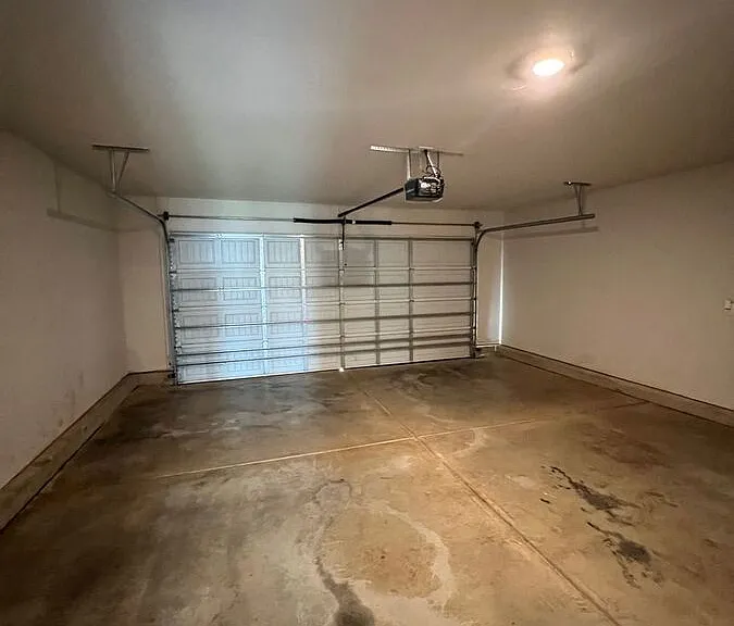 608 Frosty Way — Photo 37