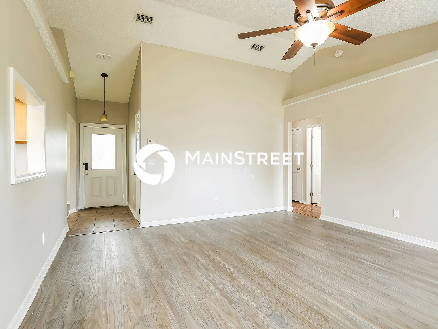 2944 Whirlaway Ct — Photo 2