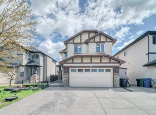 100 W Royal Birch Cres NW, Calgary, AB T3G 5N8