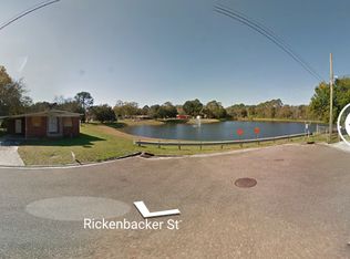 2562 Rickenbacker St, Jacksonville, FL 32209