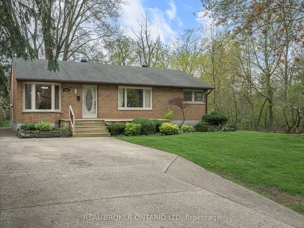 1863 Herbert Ave, London, ON N5V 2C6