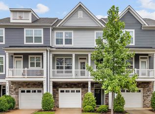 2314 Creekmere Ln, Charlotte, NC 28262