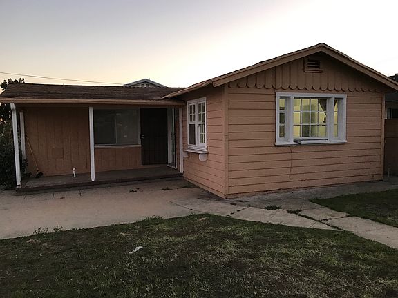2nd image of 3359 Kelburn Ave