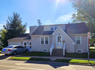 1426-1426 1/2 Henry Ave, Beloit, WI 53511