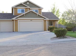 1408 Gettysburg Dr, Cheyenne, WY 82001