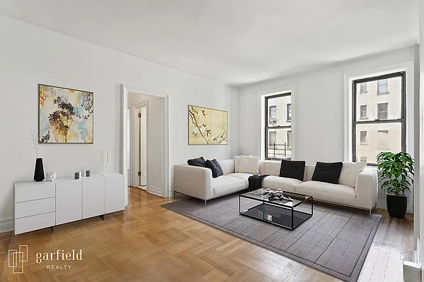 Sold by Garfield Realty  | media 8