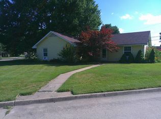1201 W 10th St, Chanute, KS 66720