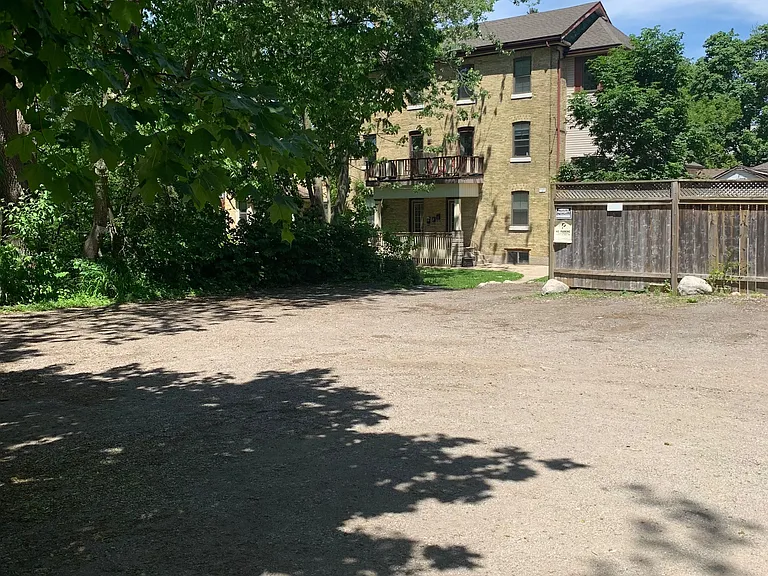 1 Waverley Pl — Photo 14