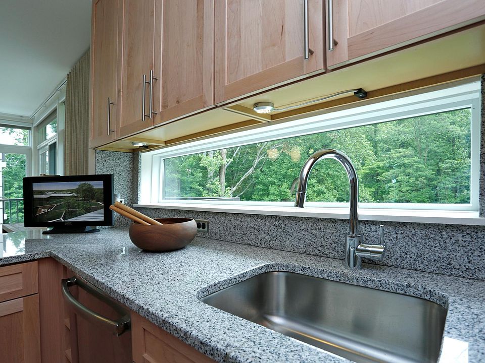 1st image of 300 Bunn Dr #1667119
