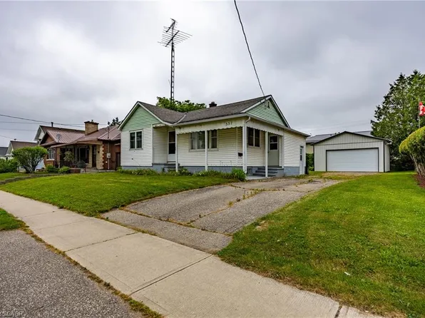 557 Orchard Ave, Norfolk County, ON N4B 2H4